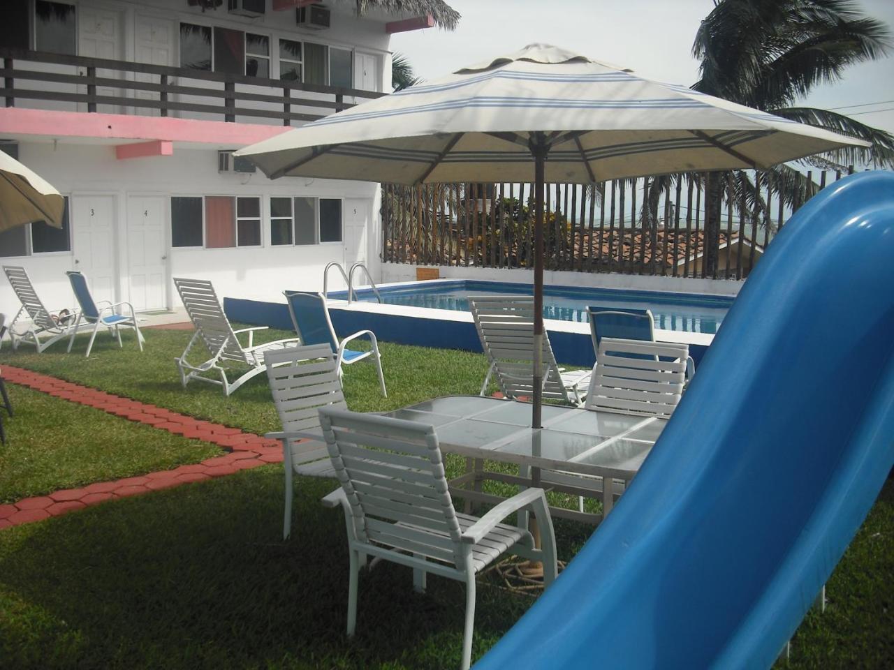 Hotel Villas Del Rey Playa Chachalacas Exterior photo